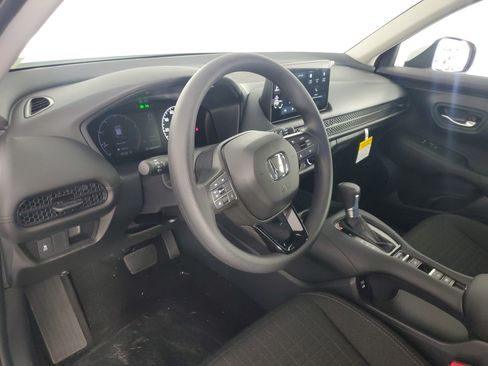 New 2026 Honda HR-V LX image 13