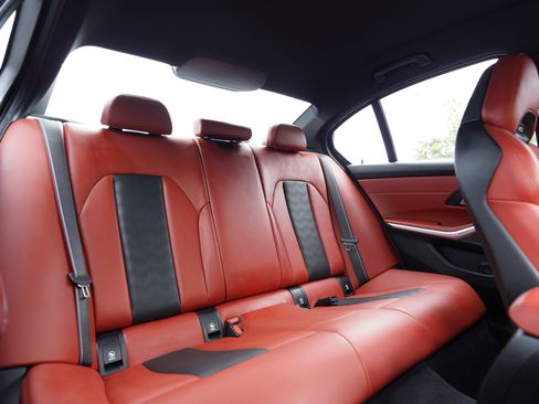 Used 2025 BMW M3 Competition w/ Executive Package AWD/4WD image 15