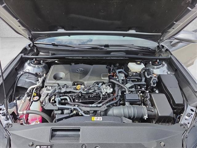 Used 2025 Toyota Camry SE FWD image 20