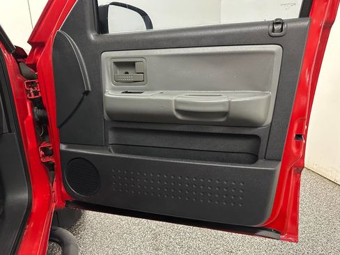 Used 2011 Dodge Dakota Big Horn image 19