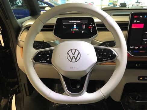 New 2025 Volkswagen ID. Buzz Pro S Plus image 19