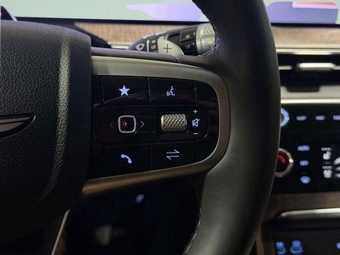 Used 2025 Genesis GV80 3.5T Advanced image 18