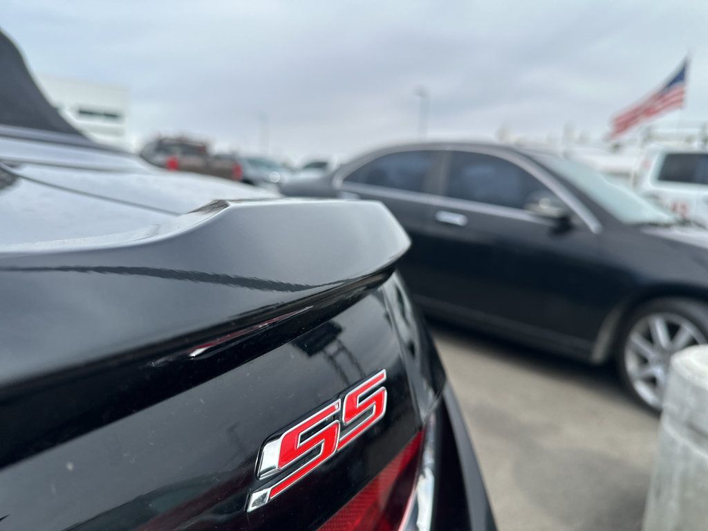 Used 2011 Chevrolet Camaro SS w/ LPO, Ground Effects Package RWD image 20