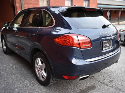 Used 2014 Porsche Cayenne S AWD/4WD image 5