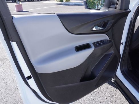 Certified 2024 Chevrolet Equinox LS w/ LS Convenience Package image 14