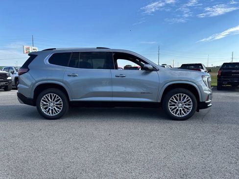 New 2026 GMC Acadia Denali w/ Super Cruise Package image 6