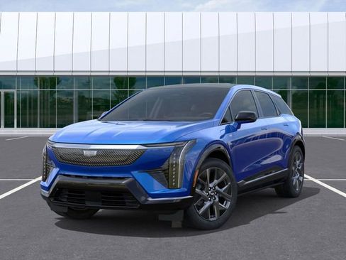 New 2026 Cadillac Optiq Luxury 2 image 6