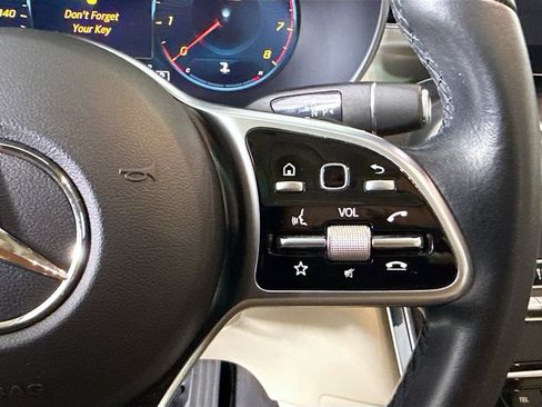 Certified 2022 Mercedes-Benz GLC 300 image 12
