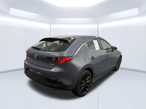 Used 2023 MAZDA MAZDA3 s FWD image 5