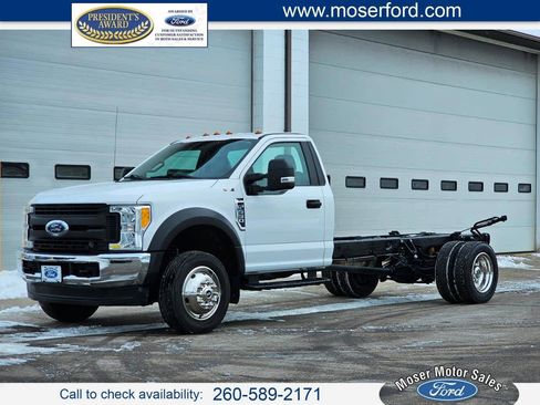 Used 2017 Ford F550 4x4 Regular Cab Super Duty w/ Power Equipment Group image 1