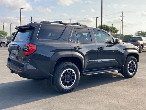New 2026 Toyota 4Runner TRD Off-Road Premium AWD/4WD image 4