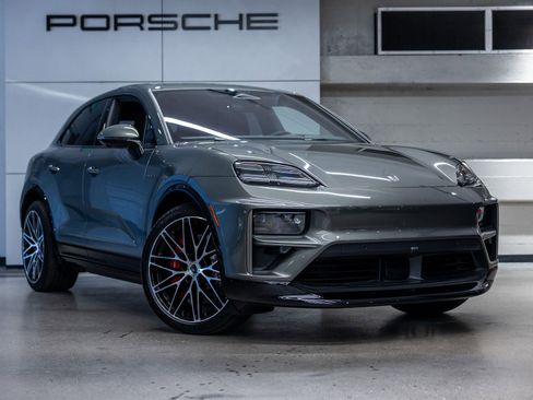 New 2025 Porsche Macan Turbo Electric image 10