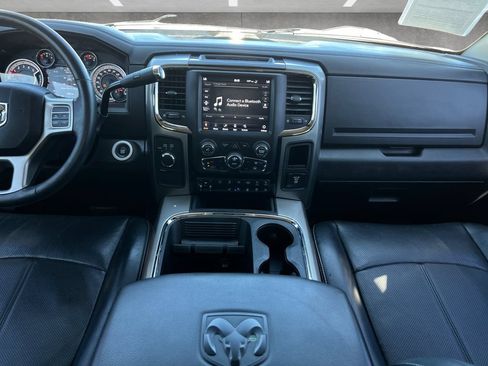 Used 2018 RAM 2500 Laramie w/ Sport Appearance Group AWD/4WD image 3