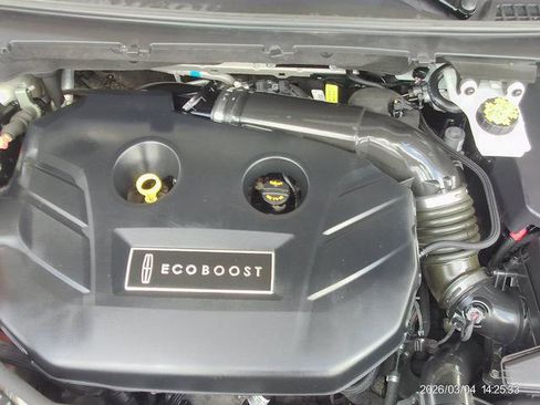 Used 2017 Lincoln MKC Premiere FWD image 9