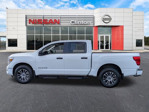 Certified 2024 Nissan Titan SV w/ Accessory Utility Package image 4