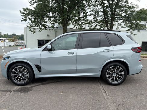 Certified 2024 BMW X5 xDrive40i w/ M Sport Package AWD/4WD image 2