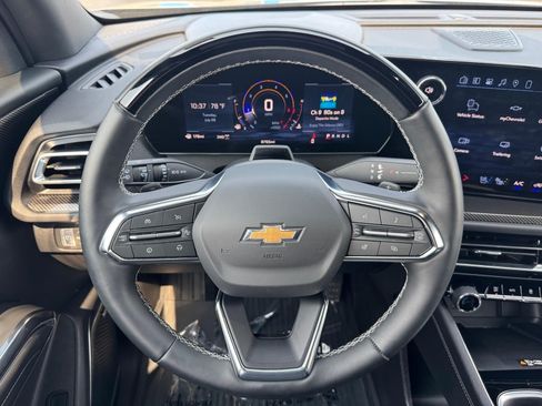 Used 2026 Chevrolet Traverse High Country w/ LPO, Floor Liner Package AWD/4WD image 10