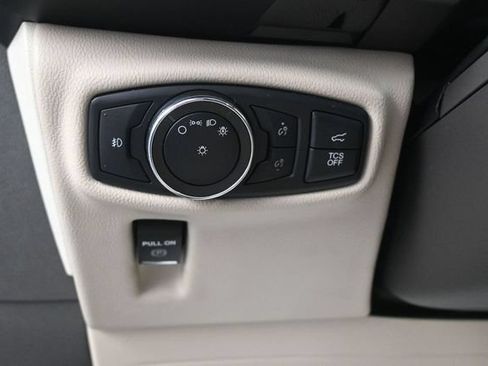 Used 2020 Lincoln Nautilus Reserve AWD/4WD image 9