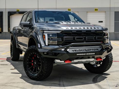 Used 2025 Ford F150 Raptor w/ Equipment Group 803A Raptor R AWD/4WD image 30
