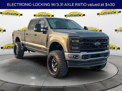Used 2024 Ford F350 Platinum w/ FX4 Off-Road Package image 10