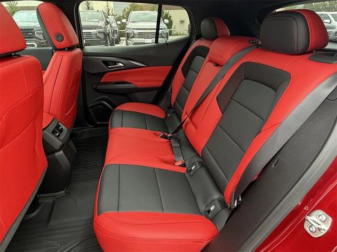 New 2026 Chevrolet Equinox EV RS image 25