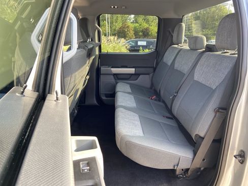 Used 2023 Ford F150 XLT RWD image 16