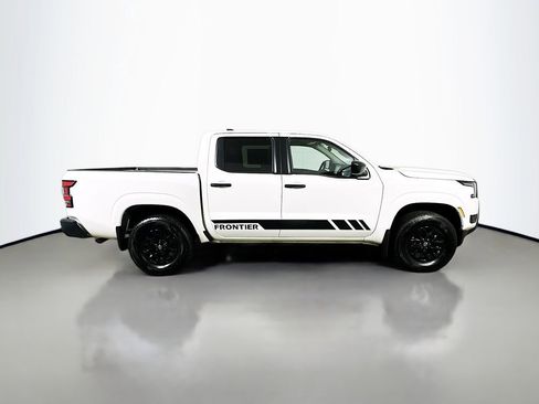 Used 2025 Nissan Frontier S image 7