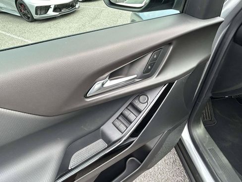 New 2026 Chevrolet Equinox LT FWD image 18