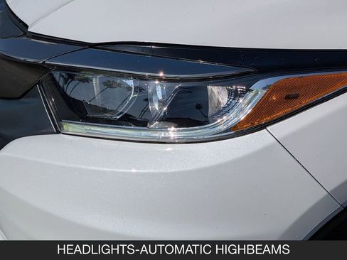 Used 2022 Honda HR-V EX image 10