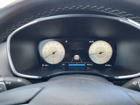 Used 2022 Hyundai Santa Fe SEL w/ Convenience + Premium Package image 10