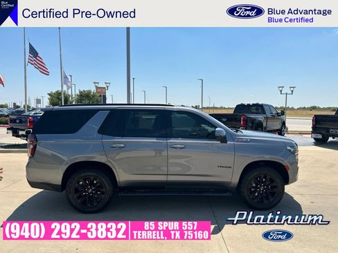 Used 2022 Chevrolet Tahoe Z71 w/ Luxury Package AWD/4WD image 7