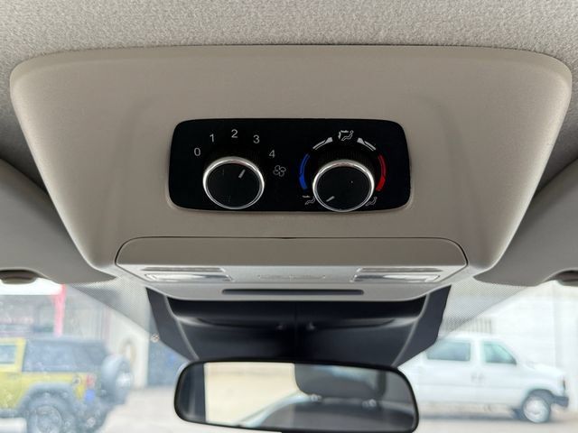 Used 2024 Ford Transit 350 XLT RWD image 18