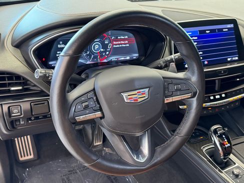 Used 2023 Cadillac CT5 V w/ Platinum Package RWD image 4