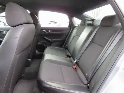 Used 2023 Honda Civic Sport image 13