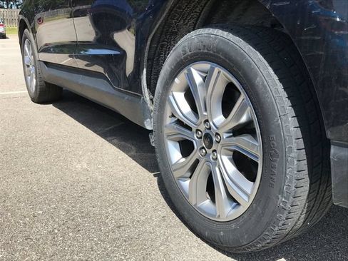 Used 2024 Ford Edge Titanium AWD/4WD image 13