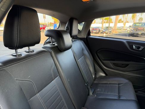 Used 2014 Ford Fiesta Titanium image 18