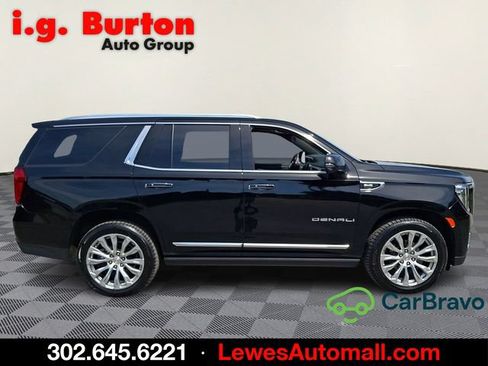 Used 2022 GMC Yukon Denali AWD/4WD image 7