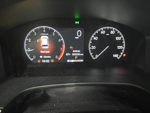 Used 2025 Honda CR-V LX image 16