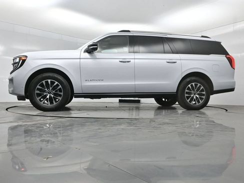 Used 2025 Ford Expedition Max Platinum AWD/4WD image 7