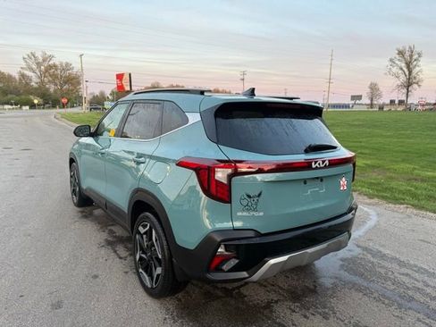 Certified 2024 Kia Seltos SX w/ SX Sunroof Package image 2
