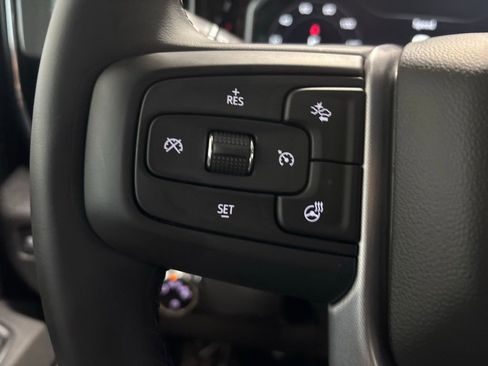 New 2026 GMC Sierra 1500 SLE w/ Preferred Package AWD/4WD image 16
