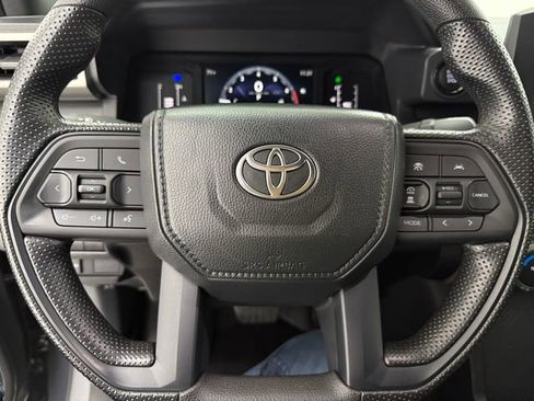 Used 2024 Toyota Tacoma SR image 9