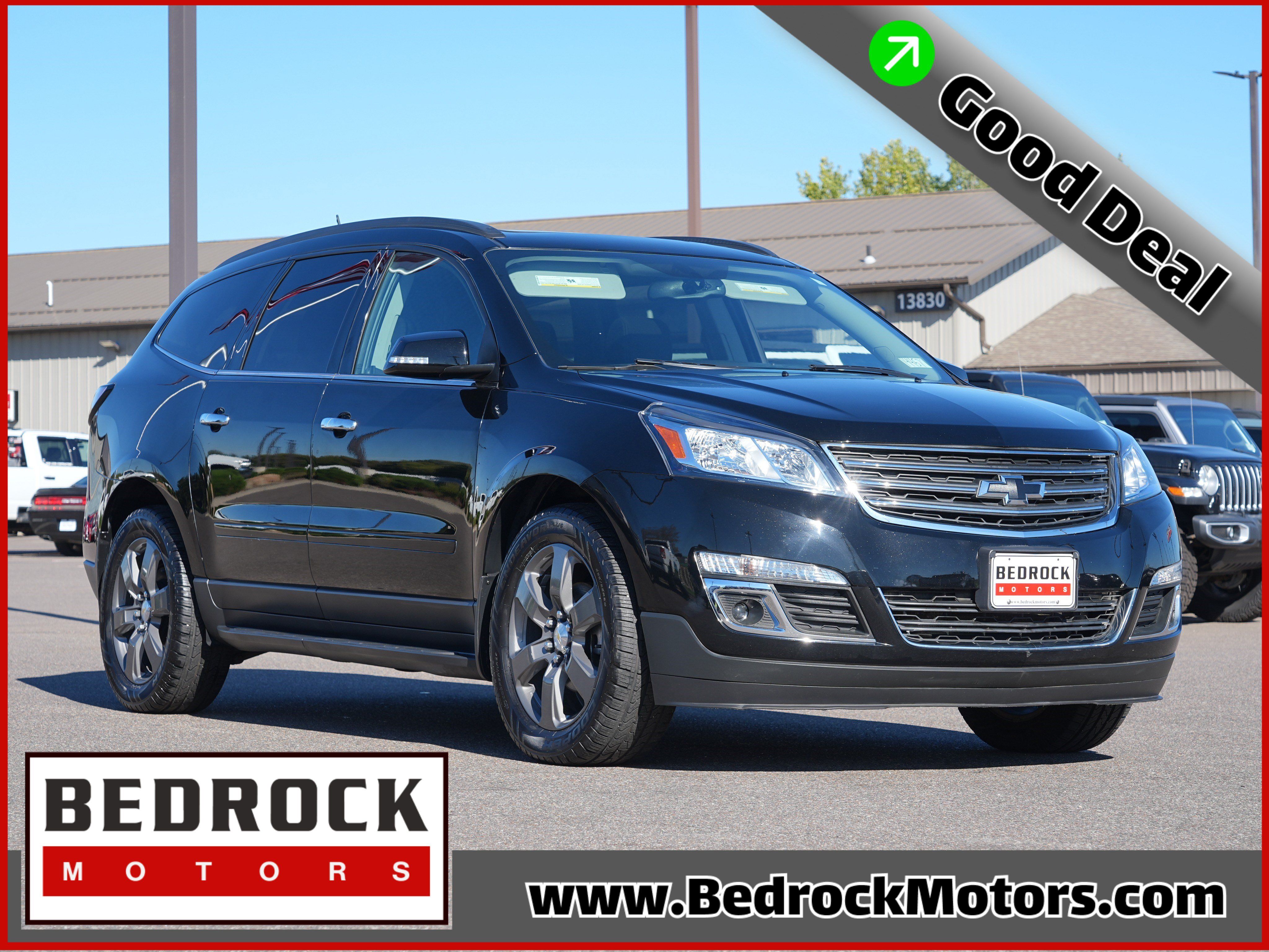 Used 2017 Chevrolet Traverse LT w/ Graphite Special Edition AWD/4WD image 1