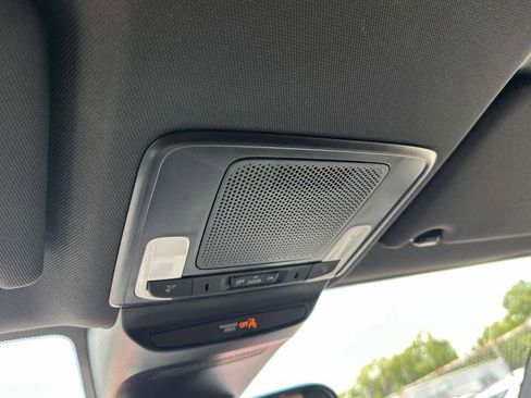 Certified 2025 Honda HR-V Sport image 29