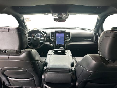 Used 2025 RAM 1500 Laramie image 10