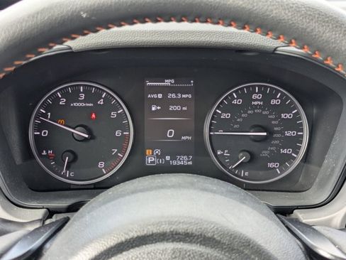 Used 2024 Subaru Crosstrek 2.5i Limited image 3