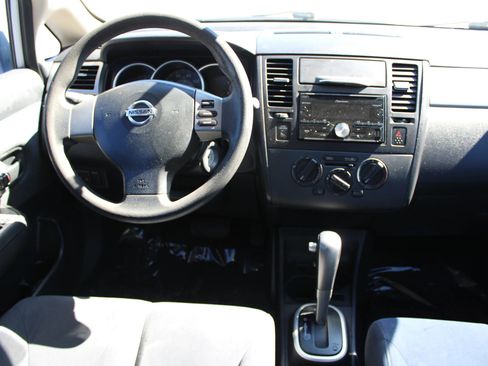 Used 2009 Nissan Versa 1.8 S w/ PWR Pkg image 13