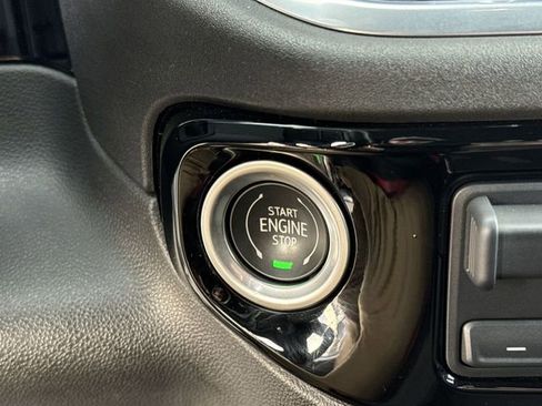 Certified 2022 Chevrolet Silverado 1500 LT w/ All Star Edition Plus image 16