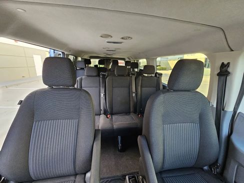 Used 2017 Ford Transit 350 XLT RWD image 14
