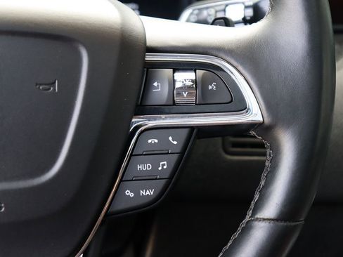 Used 2020 Lincoln Navigator Reserve w/ Luxury Package image 17